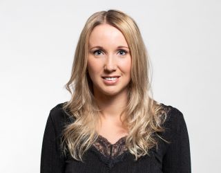 Charissa Wijnhoud, administratief medewerker bij Triflex
