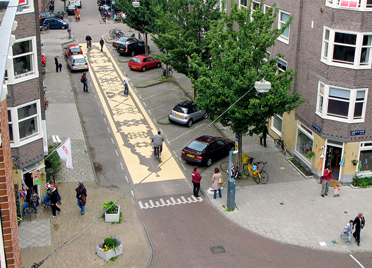 Triflex, straatkleed in Henrick de Keijserstraat