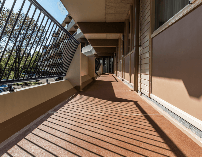 Appartementencomplex Zeegat renovatie balkons en galerijen Triflex
