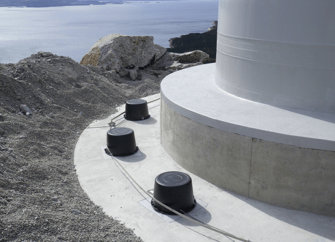 Dak voor towersafe windmolen door Triflex