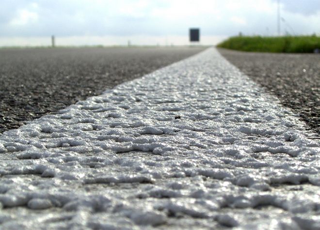 Triflex wegmarkeringen wegen